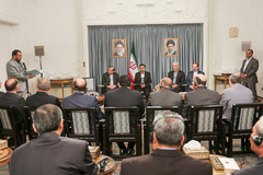 اعطای نشان عالی جمهوری اسلامی به سفیر ونزوئلا توسط رییس جمهوری 